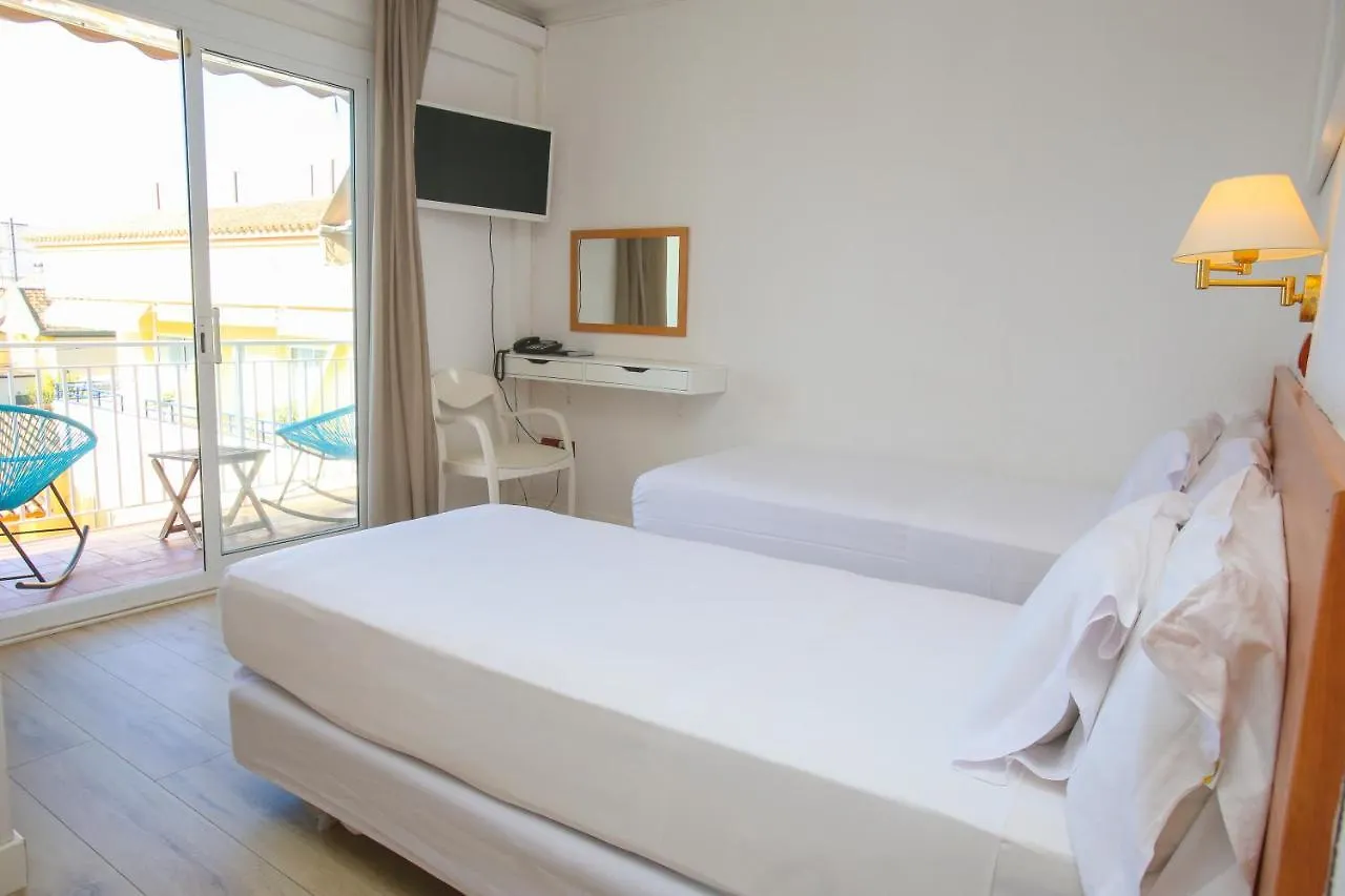 Solvi Hotel - Adults Only فيلانوفا إي لا خيلترا