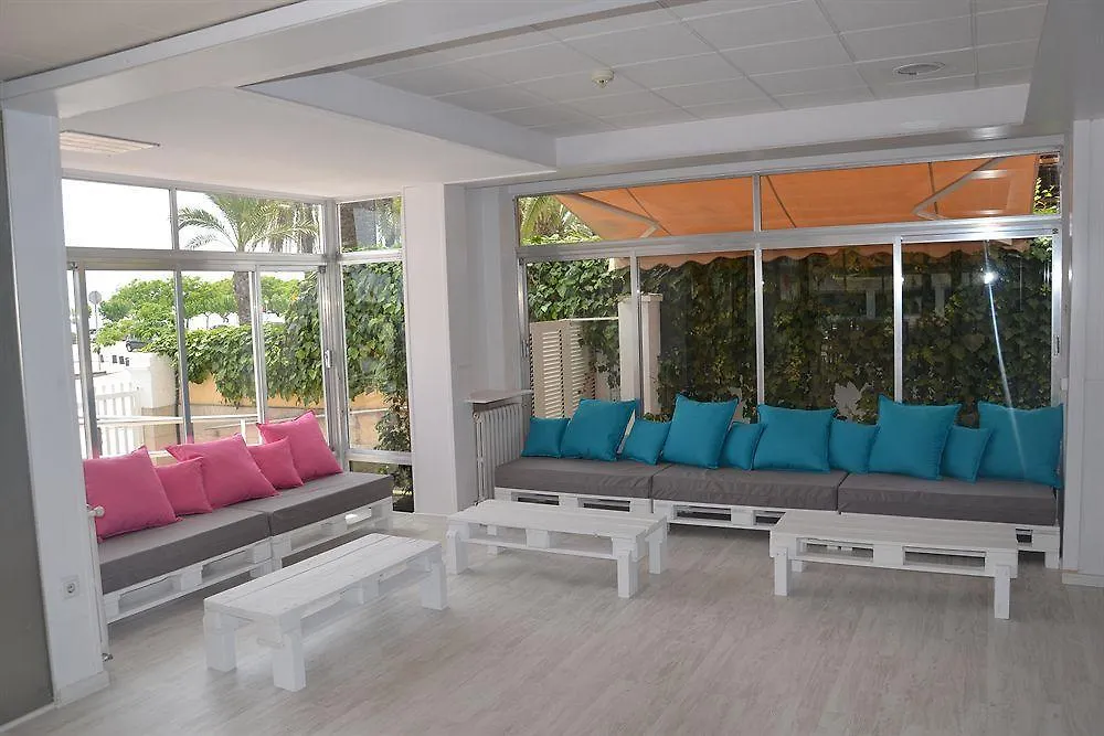 Solvi Hotel - Adults Only فيلانوفا إي لا خيلترا
