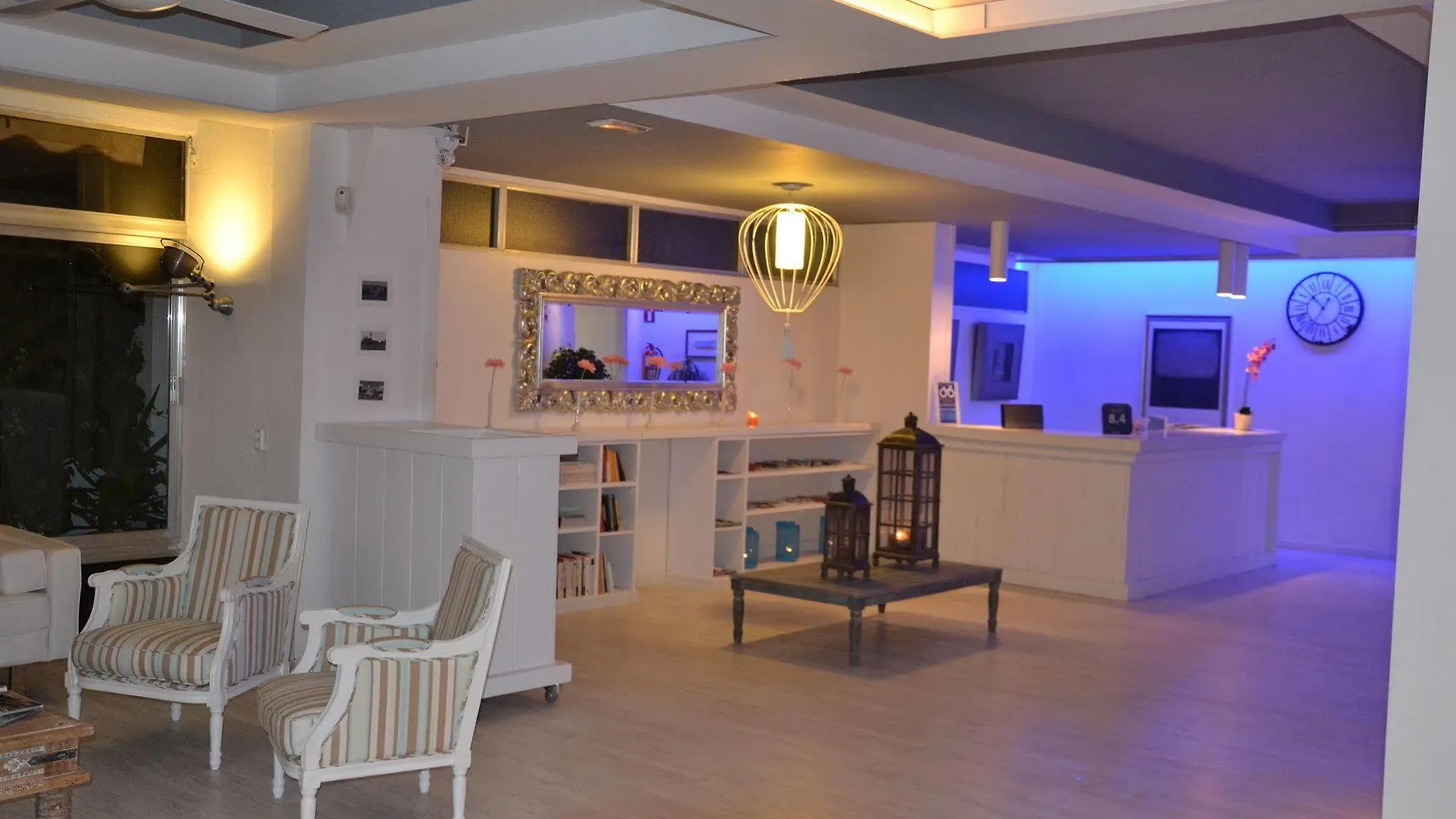 Solvi Hotel - Adults Only فيلانوفا إي لا خيلترا